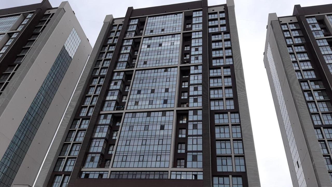 Прекрасная Квартира В Центре Левого Берега Astaná Exterior foto